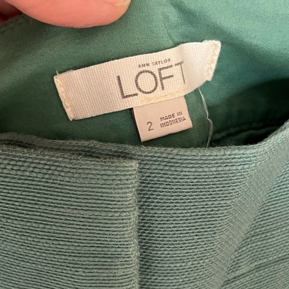 LOFT dress shorts Seafoam Green size 2 - Picture 3 of 5